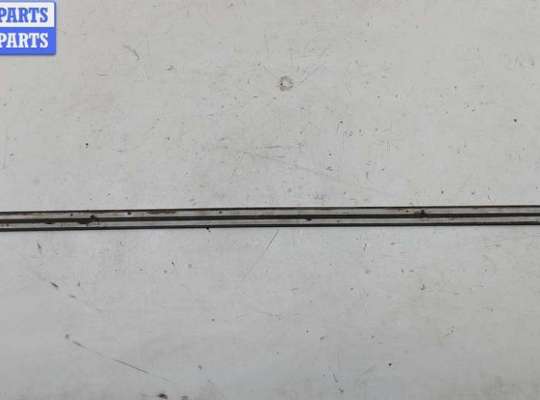 купить Молдинг двери передней левой на Audi A4 B5 (1994-2001)