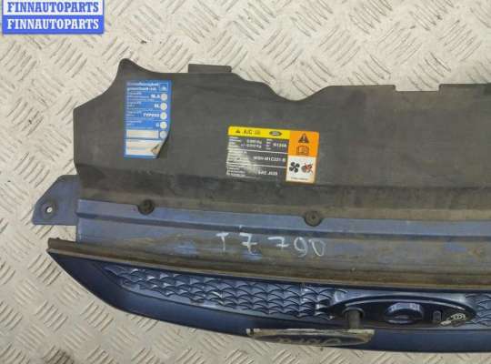 купить Решетка радиатора на Ford Focus II (2004-2011)
