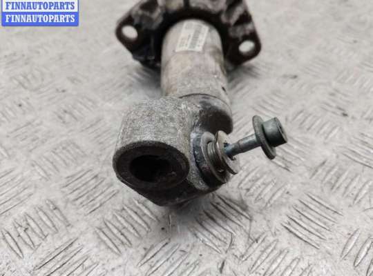 купить Кронштейн бампера переднего на Audi A4 B6 (2001-2004)