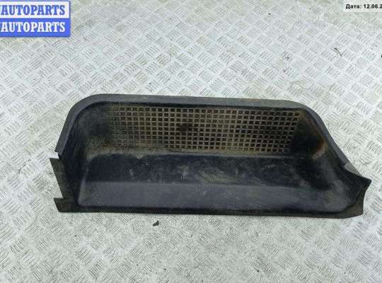 Накладка на порог внутренняя (салона) VG2367605 на Volkswagen Transporter T4