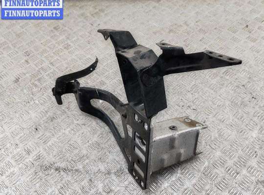 купить Рамка передняя (панель кузовная, телевизор) на BMW 5 E60/E61 (2003-2010)