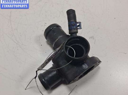 купить Фланец (тройник) системы охлаждения на Volkswagen Sharan (1995-2000)