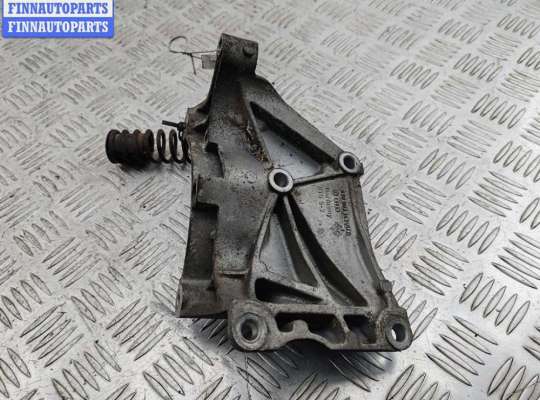 купить Кронштейн генератора на Volkswagen Passat B3
