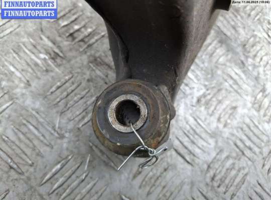 купить Рычаг подвески передний левый на Mitsubishi Carisma