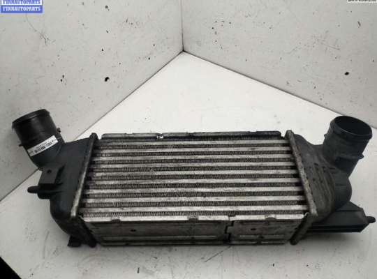 купить Радиатор интеркулера на Peugeot 407