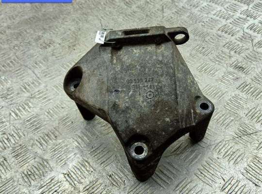 Кронштейн двигателя опорный OP2412817 на Opel Astra G (1998-2004)