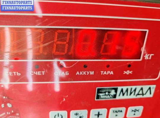 купить Молдинг стекла двери задней левой наружный на Volkswagen Passat B5