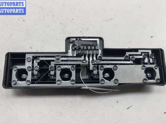 купить Плата фонаря заднего правого на Skoda Octavia mk1 (A4 1U) 1996-2010