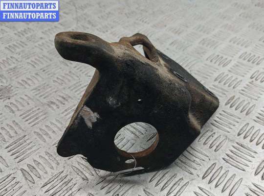 купить Кронштейн ТНВД на Volkswagen Transporter T4