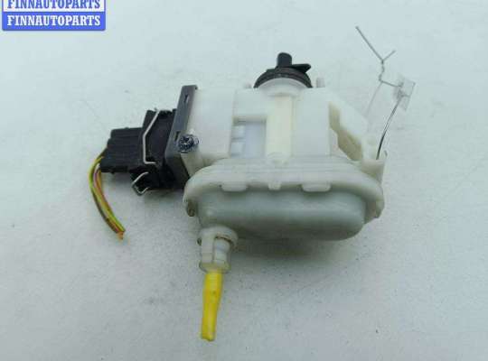 купить Активатор (привод) замка двери задней левой на Volkswagen Passat B4