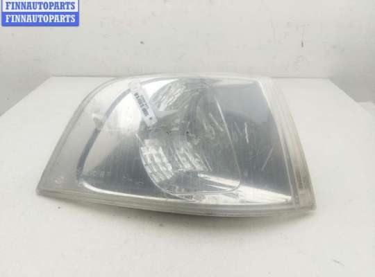 купить Поворотник (указатель поворота) правый на Volvo S40 / V40 (1995-2004)