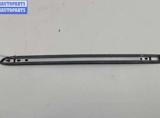 купить Молдинг двери задней правой на Opel Vectra B (1995-2002)