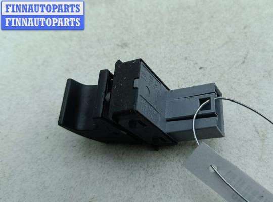 купить Кнопка стеклоподъемника переднего правого на Volkswagen Passat B6