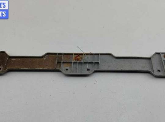 купить Кронштейн бампера переднего на Opel Zafira B (2004-2014)