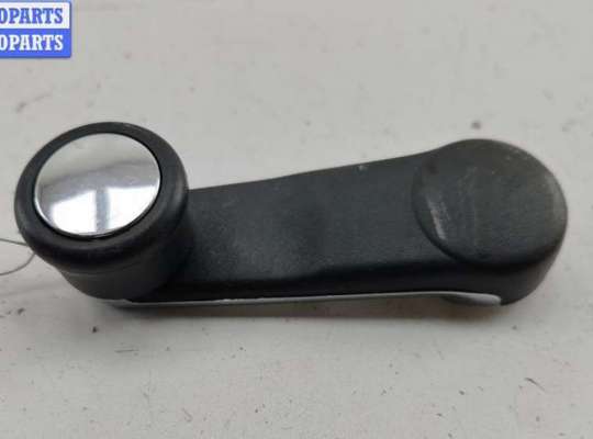 купить Ручка стеклоподъемника на Volkswagen Passat B5