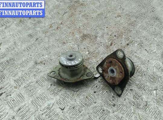 купить Подушка крепления КПП на Audi A6 C4 (1994-1997)