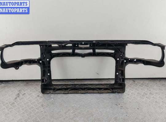 купить Рамка передняя (панель кузовная, телевизор) на Volkswagen Golf-4