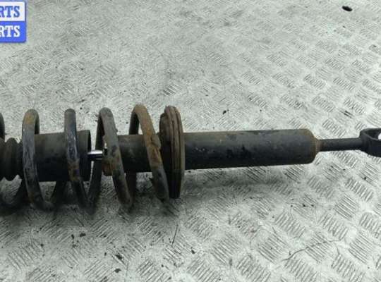 купить Стойка подвески передняя правая на Volkswagen Passat B5+ (GP)