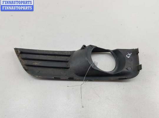 купить Рамка фары противотуманной правой на Ford Focus II (2004-2011)