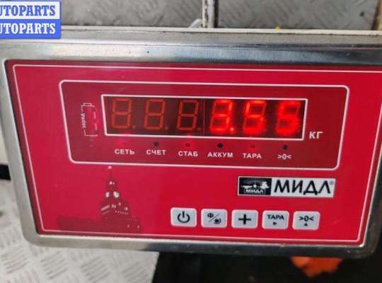 купить Рамка передняя (панель кузовная, телевизор) на Volkswagen Passat B5