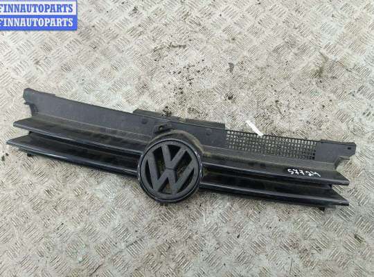 купить Решетка радиатора на Volkswagen Golf-4