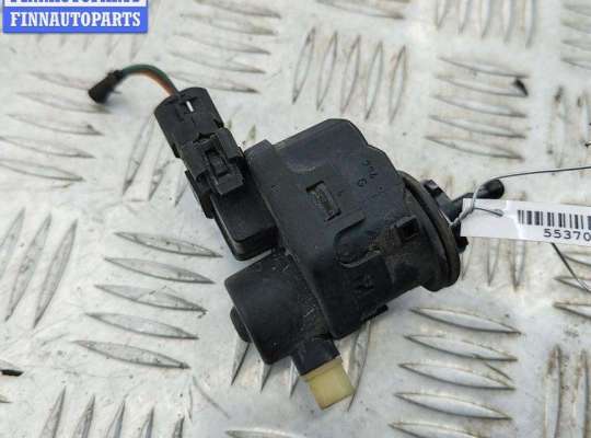 Корректор фар RN1592874 на Renault Espace IV (2002-2014)