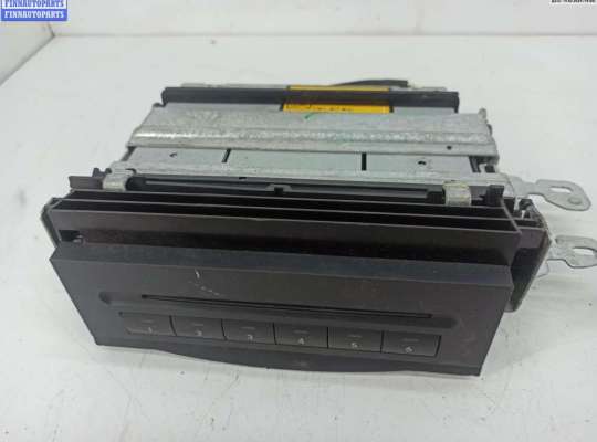 купить CD-чейнджер на Mercedes W164 (ML)