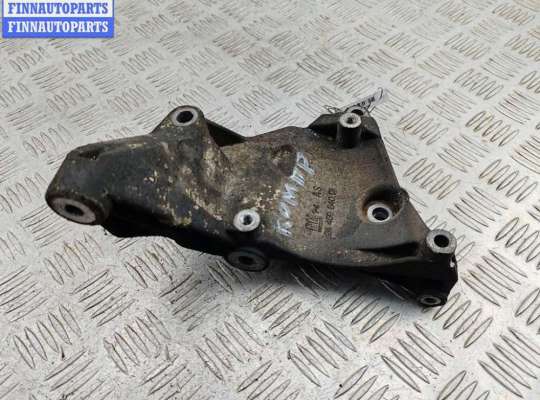 Кронштейн прочее на Opel Zafira A