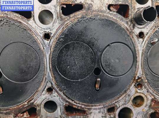 купить Головка блока цилиндров двигателя (ГБЦ) на Volkswagen Passat B6