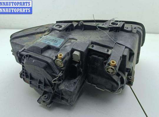 купить Фара левая на Audi A4 B6 (2001-2004)