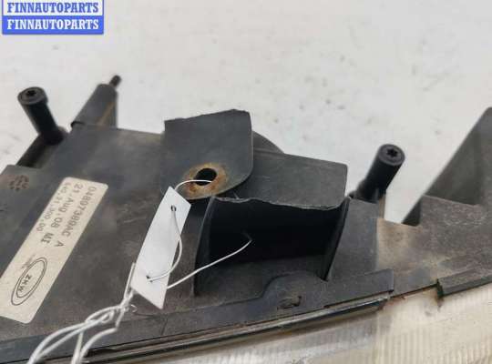 купить Фара левая на Chrysler Voyager (1996-2000)