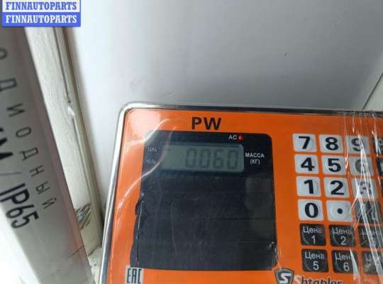 Трос капота на Volkswagen Passat B6 (3C)