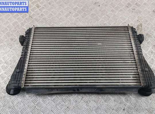 купить Радиатор интеркулера на Volkswagen Passat B6