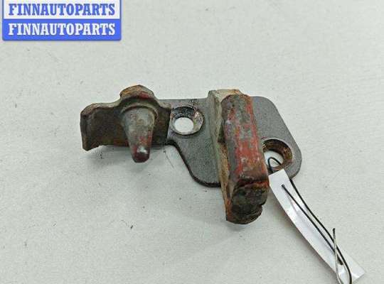 Ответная часть (скоба) замка двери VG2707346 на Volkswagen Transporter T4