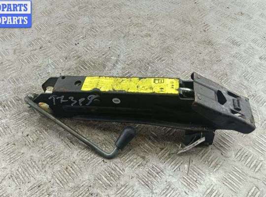 купить Домкрат на Volkswagen Touran