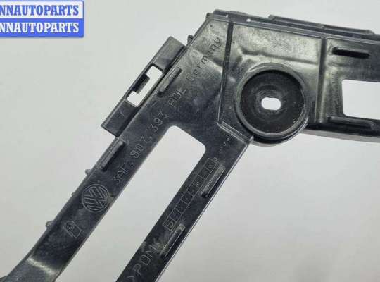 купить Кронштейн бампера заднего на Volkswagen Passat B7