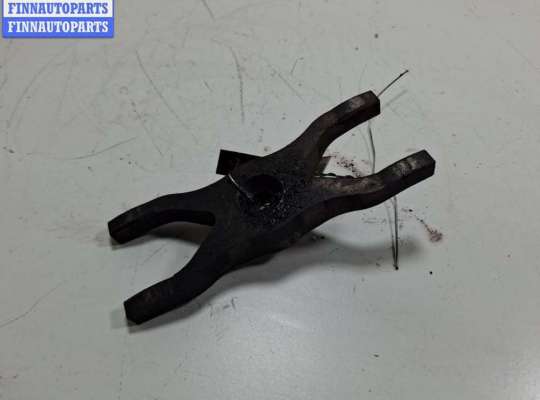 купить Скоба (кронштейн) крепления форсунки на Ford Transit (2006-2014)