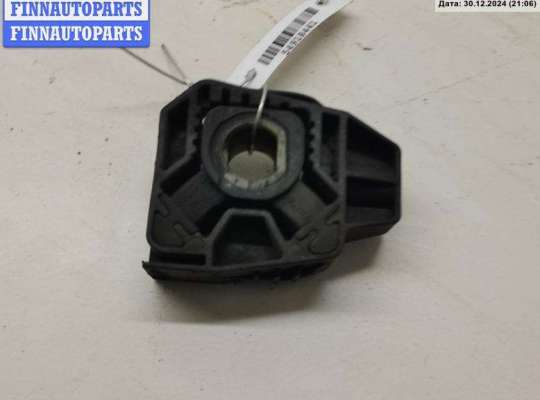Кронштейн радиатора AU1430461 на Audi A3 8L (1996-2003)