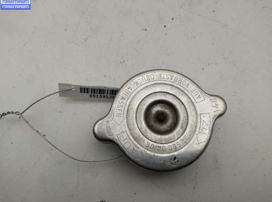 Крышка (пробка) расширительного бачка на Mercedes-Benz E (W210)