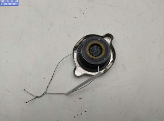 Крышка (пробка) расширительного бачка на Mercedes-Benz E (W210)