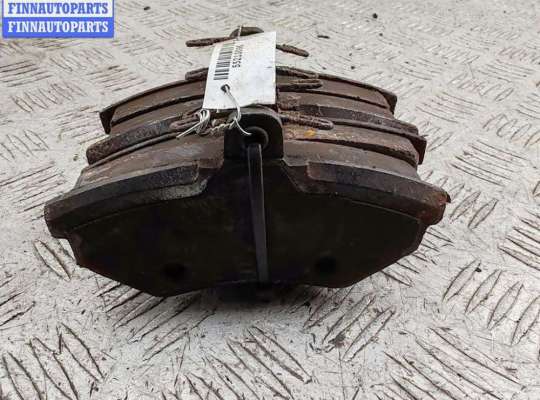 купить Колодки тормозные передние на Volkswagen Passat B4