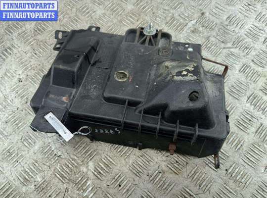 купить Полка аккумулятора (площадка АКБ) на Opel Astra H (2004-2009)