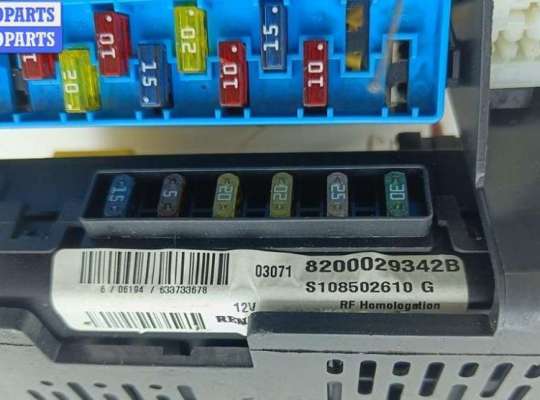 купить Блок предохранителей на Renault Scenic I (1996-2003)
