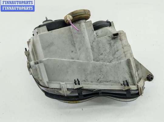 купить Фара левая на Mercedes C-Class W203 (2000-2006)