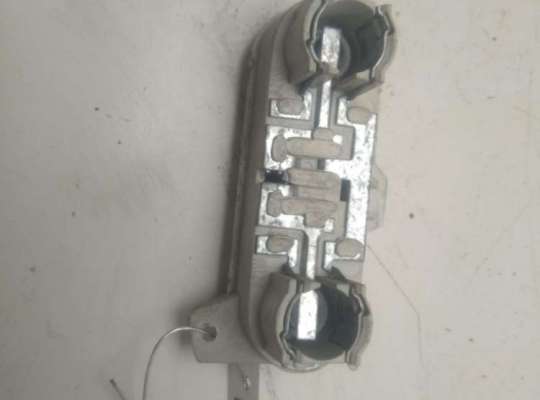 Купить Плата фонаря заднего правого на Mitsubishi Carisma Плата фонаря заднего правого MT565294 на Mitsubishi Carisma