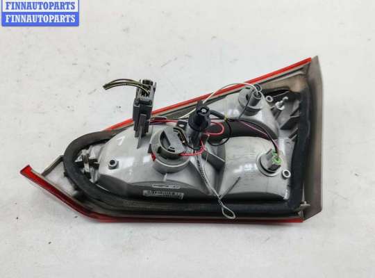 купить Фонарь крышки багажника левый на Ford Focus III (2011-2018)