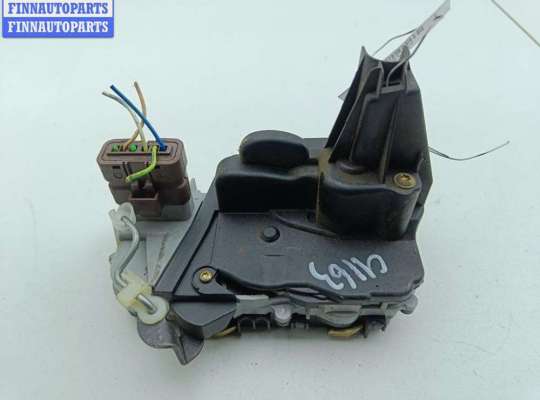 купить Замок двери передней правой на Peugeot 307