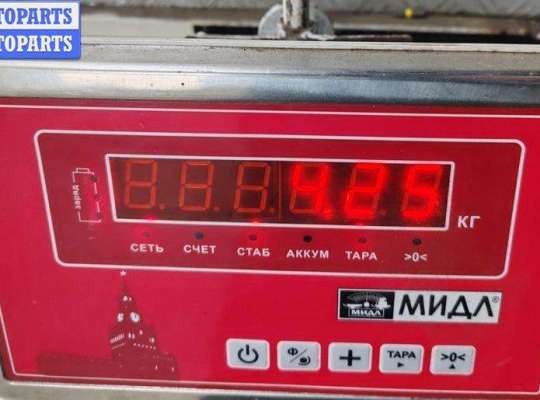 купить Рамка передняя (панель кузовная, телевизор) на Volkswagen Bora