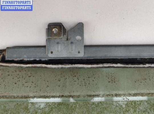 Стекло боковое двери