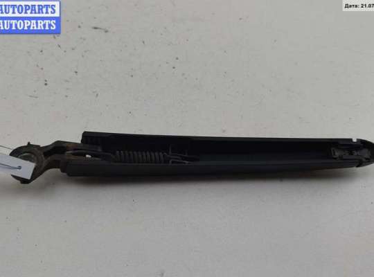Поводок дворника на Volkswagen Golf Plus (5M1)